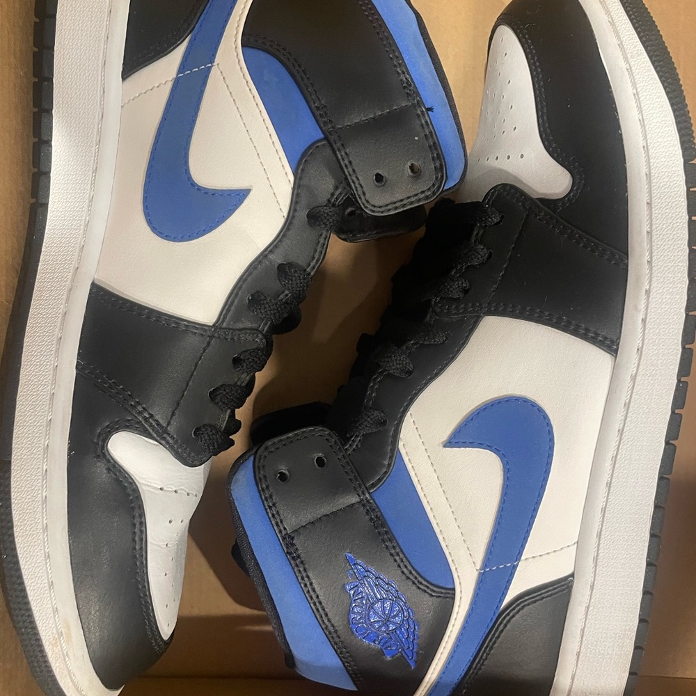 Jordan 1 Mid white black racer blue